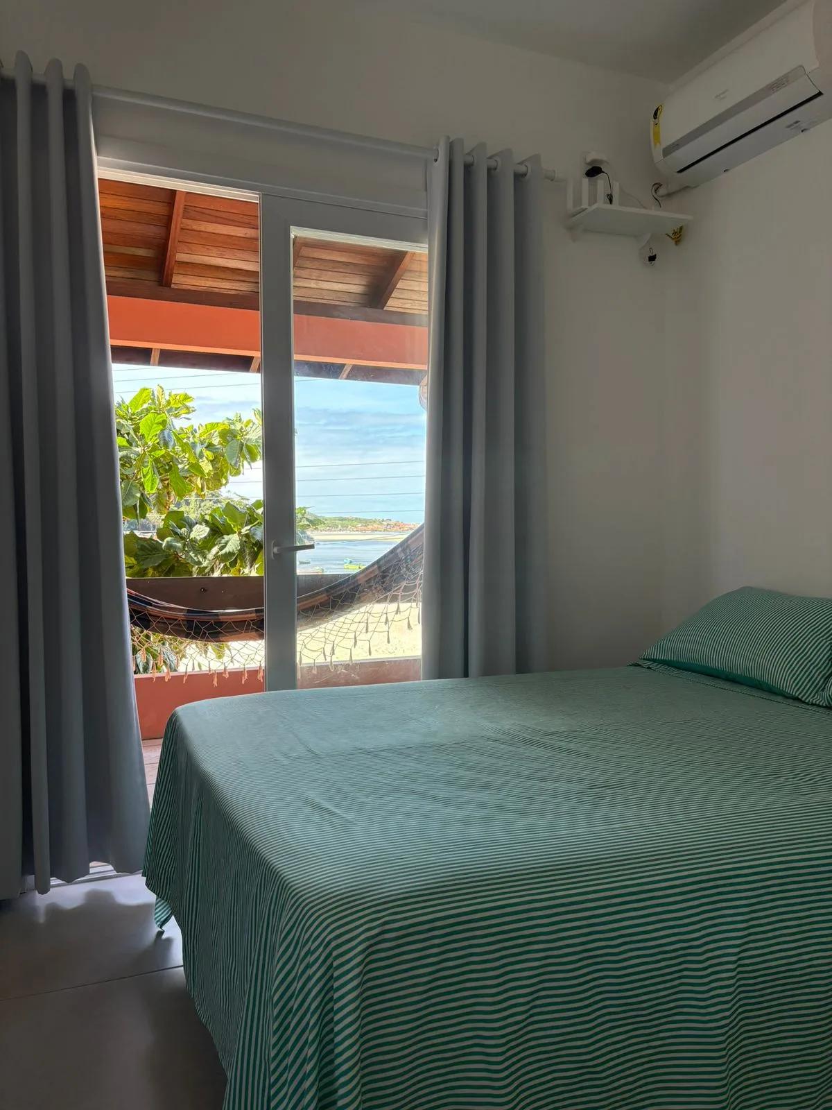 Foto 2 — TG11 - Duplex na beira da praia