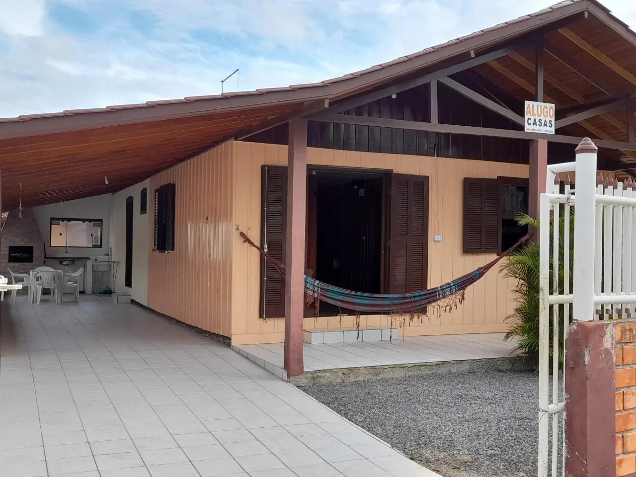 TG48 - CASA DE 4 QUARTOS