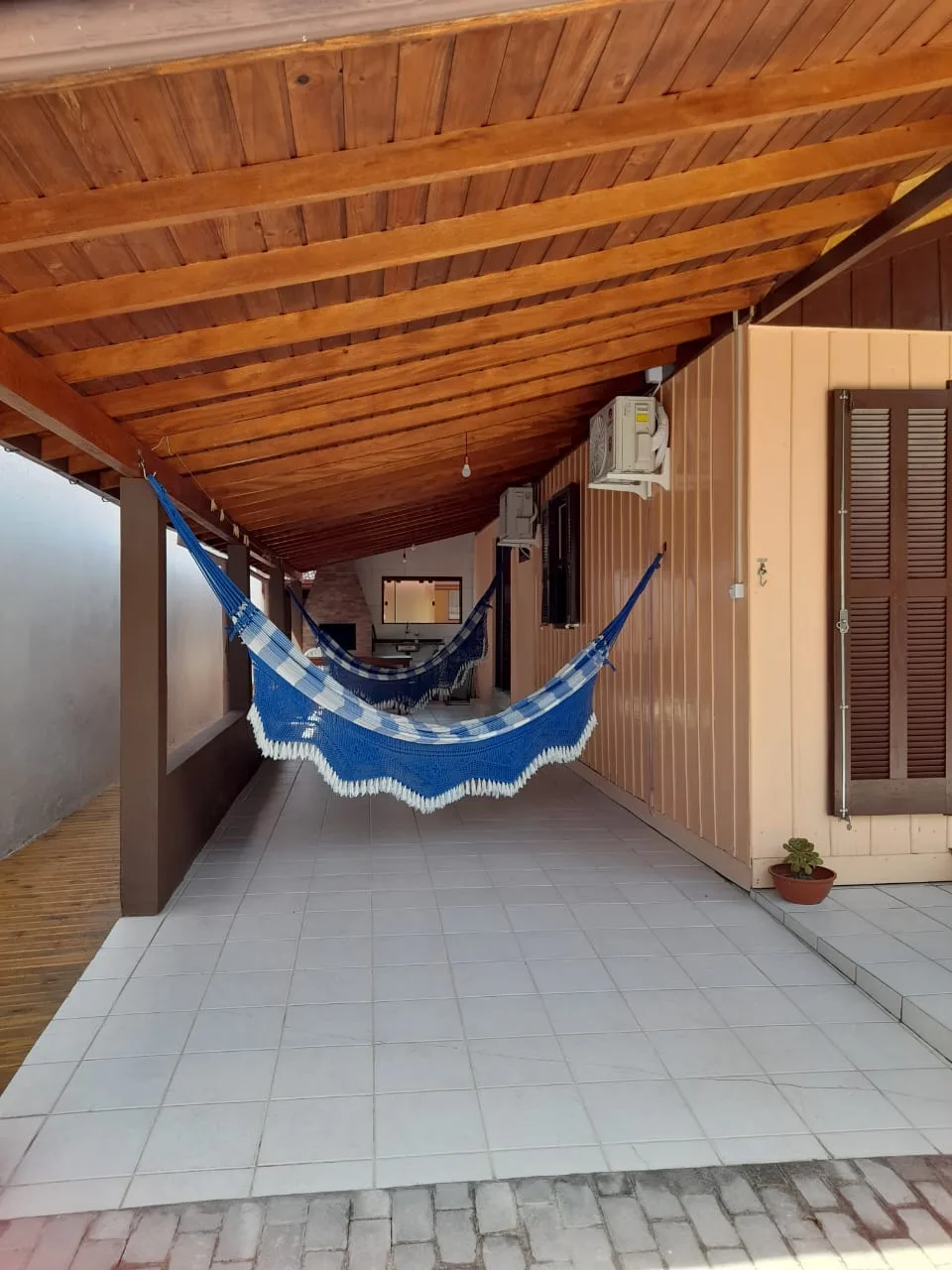 Foto 2 — CASA DE 4 QUARTOS