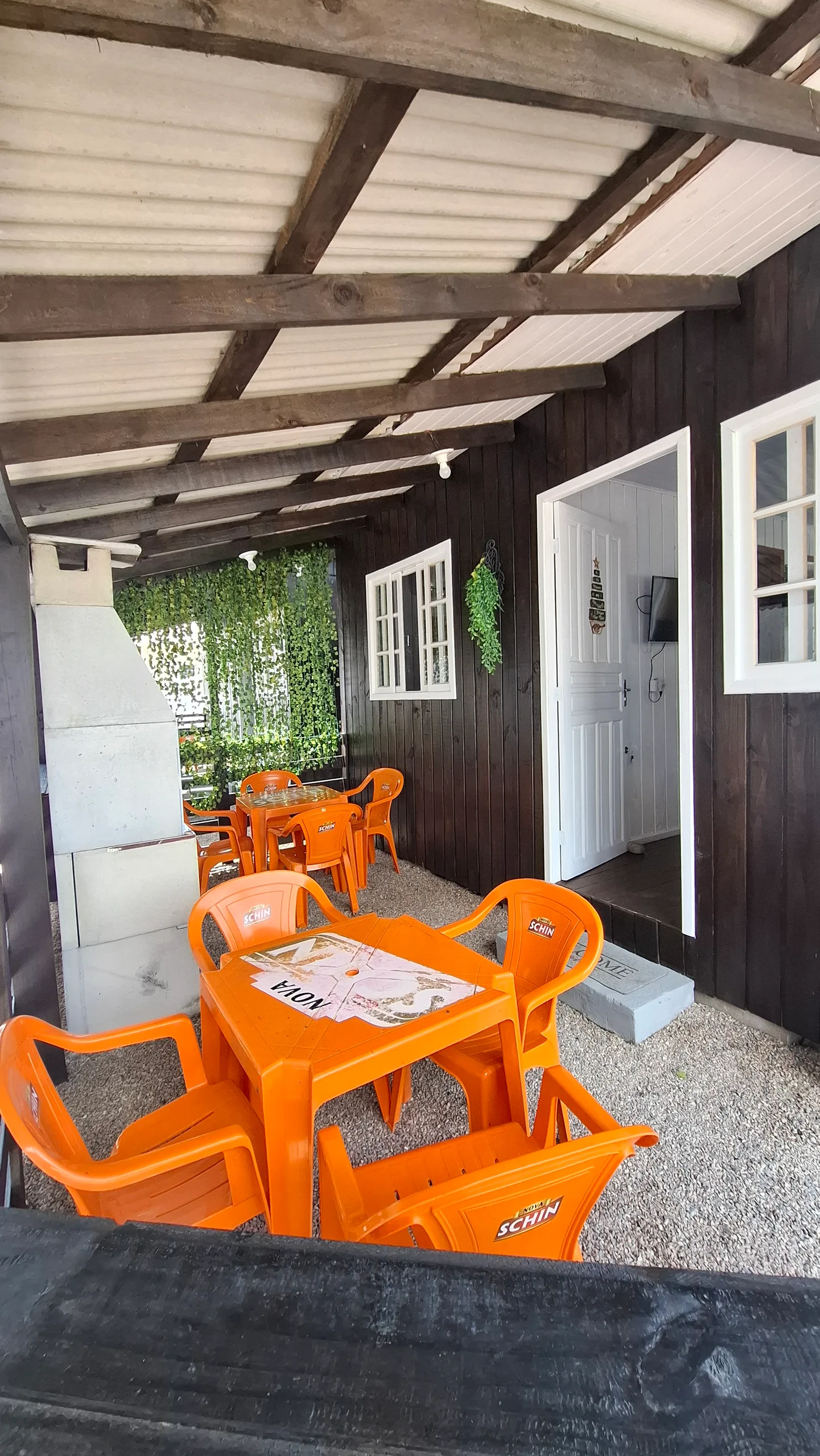 Foto 2 — Casa completa há poucos metros da praia